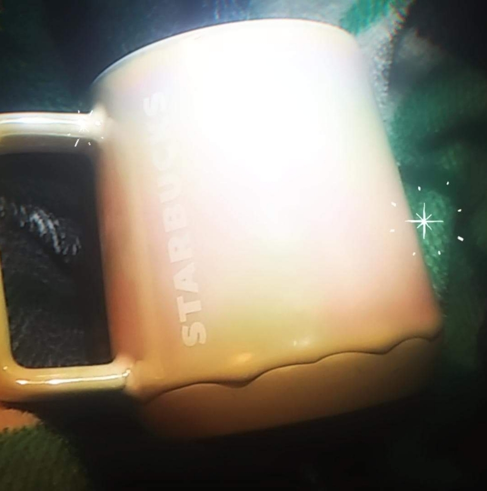 Starbucks holiday 2019 iridescent  mug